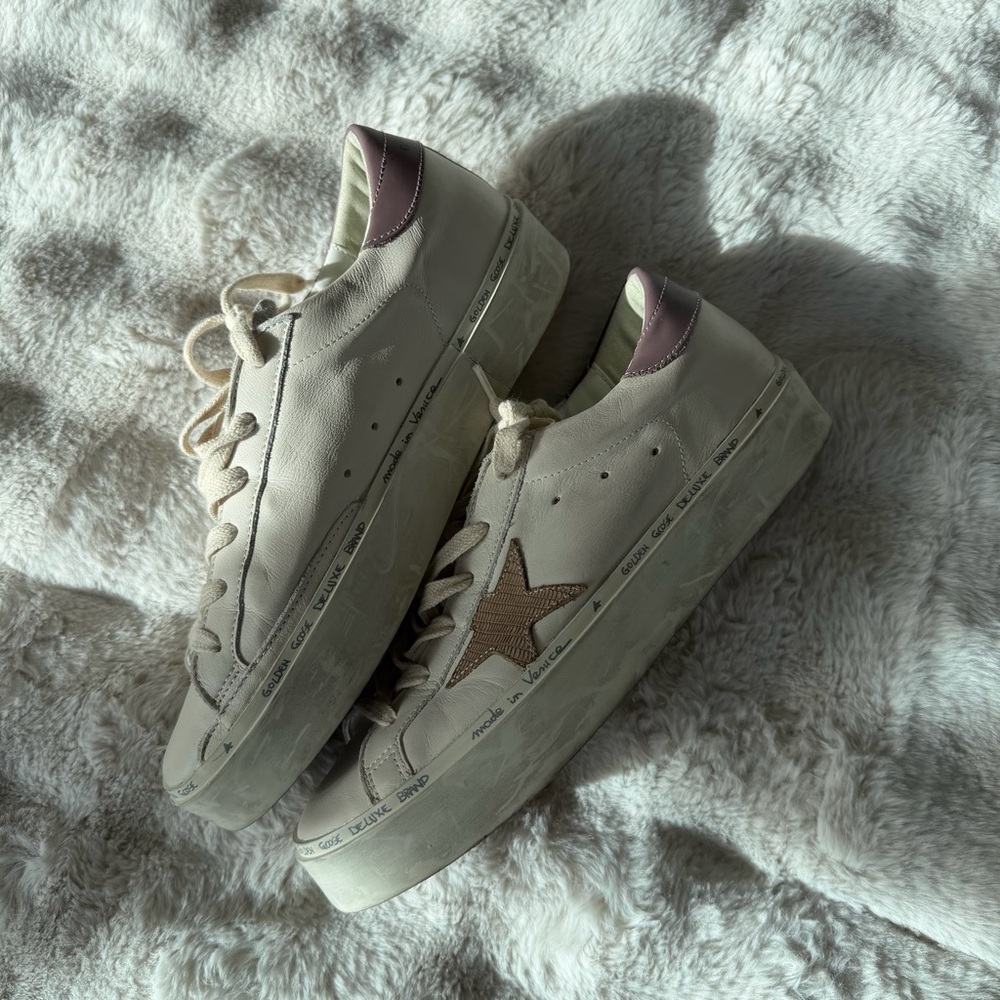 Golden Goose Hi Star Low Top Platform Sneaker - Picture 4 of 7